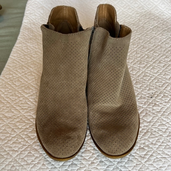 Lucky Brand Booties - Picture 1 of 6